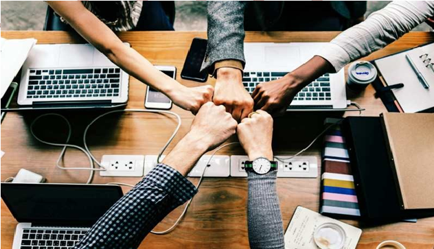 Hubungan Yang Baik Antara Atasan Dan Bawahan Dapat Meningkatkan Produktivitas Tim