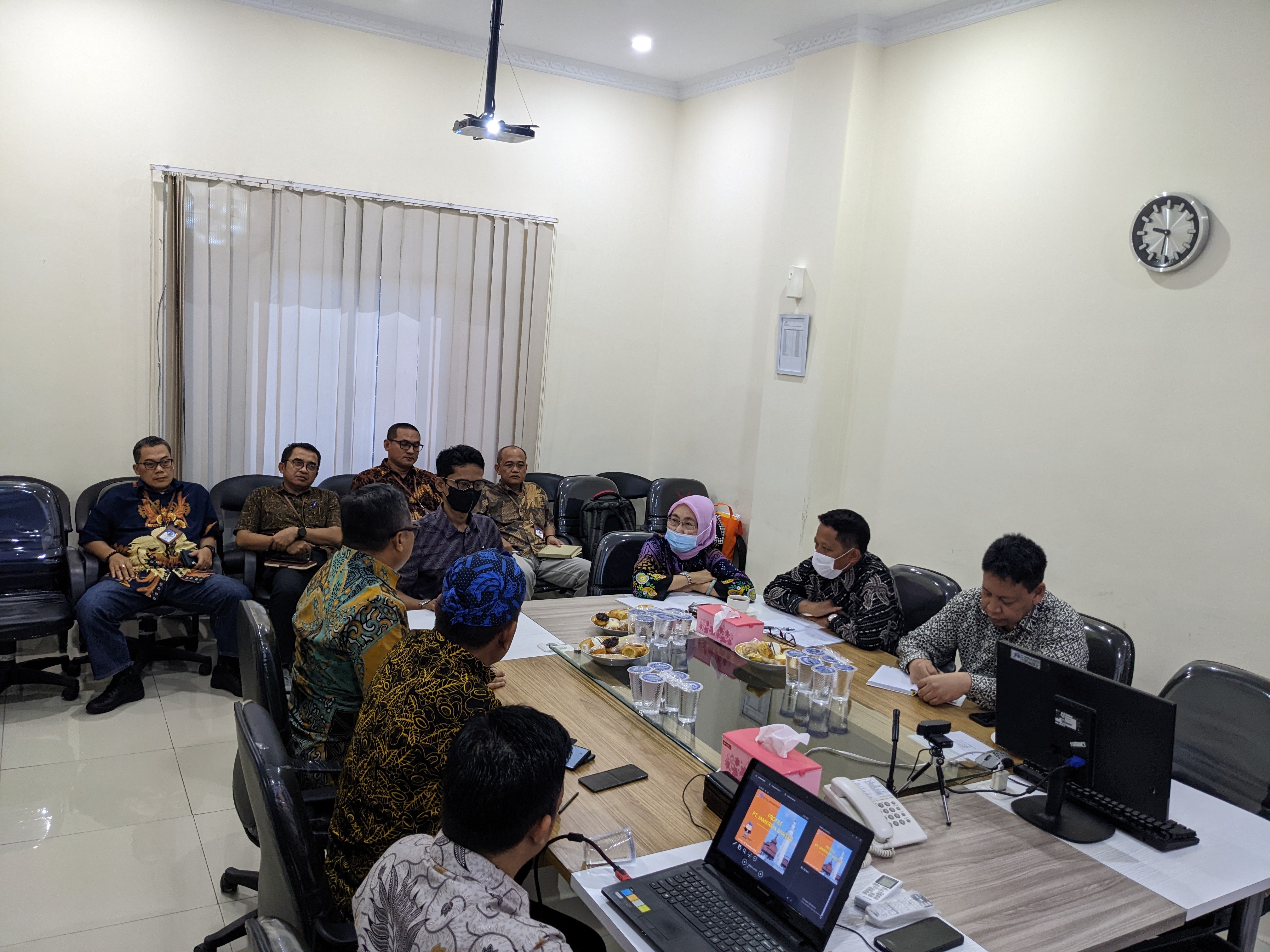 JAMKRIDA BANTEN TERIMA KUNJUNGAN ITJEN KEMENDAGRI